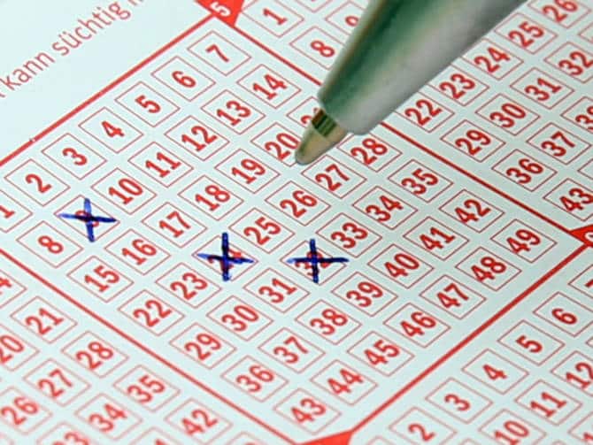 Australia's Luckiest Man Wins Lotto Jackpot for the Second Time